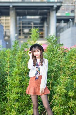 总有一天你会出现我身边歌词